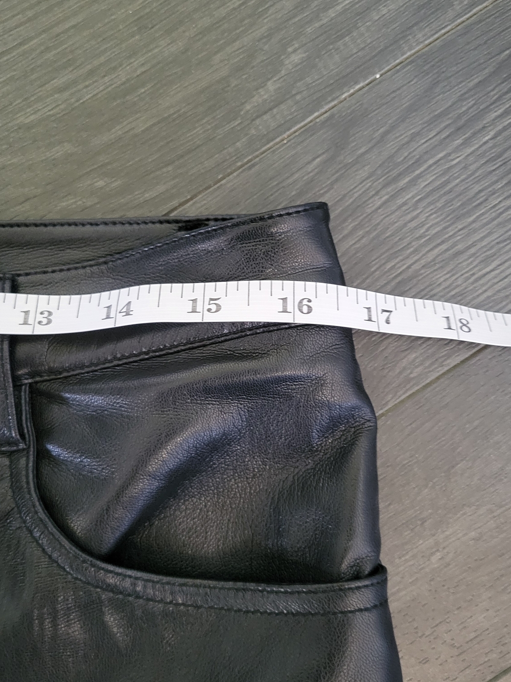 🎈Sale🎈WILFRED Aritzia Black Straight-Leg Faux-Leather Pants SZ 12 - Picture 8 of 12
